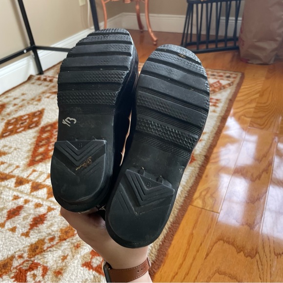 Hunter Women’s Original Tall Rubber Boots in Black SIZE 6 | Black Hunter Boots - Picture 14 of 14